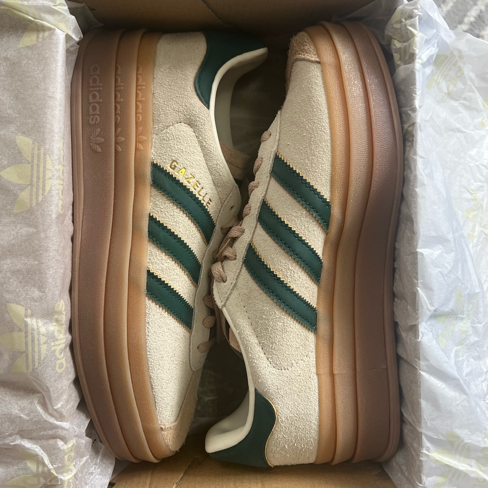 Adidas gazelle bold sneaker